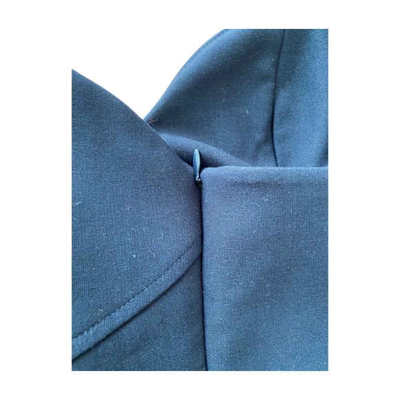 Cinq à Sept Navy Embroidered Cocktail Dress – Size 4 - Picture 5 of 9